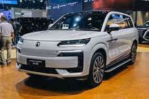 "Soi" BYD Denza N9 - SUV sạc 9 phút từ 1,575 tỷ đồng, sắp về Việt Nam