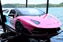 Tận thấy "bò mộng Lamborghini biết bơi" độc lạ, chỉ hơn 1,2 tỷ đồng