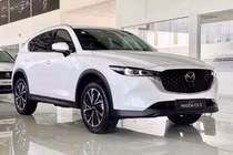 Mazda CX-5 giảm giá "sập sàn", bản tiêu chuẩn chỉ còn 638 triệu đồng