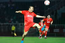 Ông Park Hang-seo làm HLV trưởng đội bóng Thái Lan
