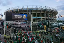 World Cup và bài toán sức khỏe: Làm sao để vừa thỏa đam mê, vừa khỏe mạnh?