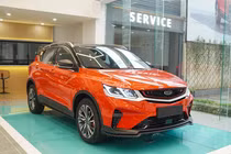 Geely Coolray tại Việt Nam giảm tới 80 triệu đồng, rẻ ngang xe cỡ A