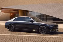 Tận mục Mercedes-Maybach S-Class 2026 bản Night Series từ 4,24 tỷ đồng