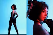 'Hot girl bắn súng' Việt khoe đôi chân dài như 'kiếm Nhật'