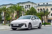 Hơn 4.000 xe Hyundai đến tay khách Việt, Accent hút khách