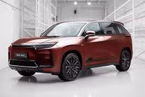 bZ Highlander 2027 lộ diện - SUV điện 3 hàng ghế mới của Toyota
