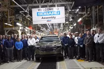 Subaru Forester Hybrid sẽ sản xuất tại Mỹ, quyết đấu Toyota RAV4