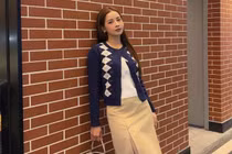 Chi Pu gây ấn tượng với phong cách thời trang khi gió mùa về