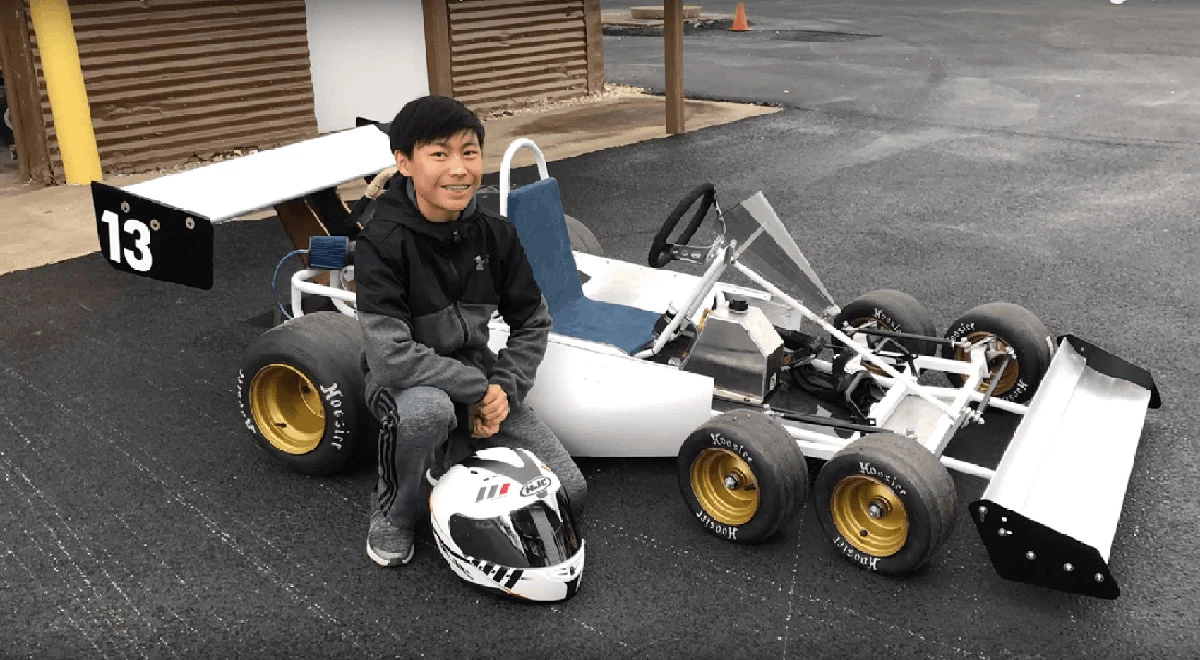 Video: Cậu bé 13 tuổi chế tạo 'xe đua F1' 6 bánh