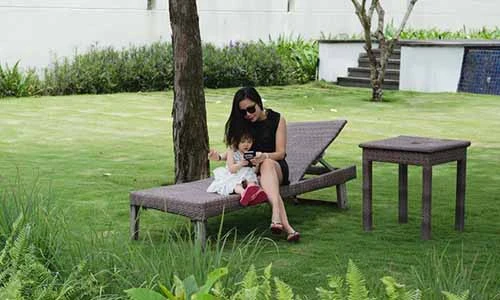 Soi cuộc sống sang chảnh của vợ đại gia kim cương hậu scandal