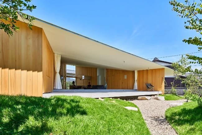 Nhà gỗ kiểu Nhật hòa mình với thiên nhiên