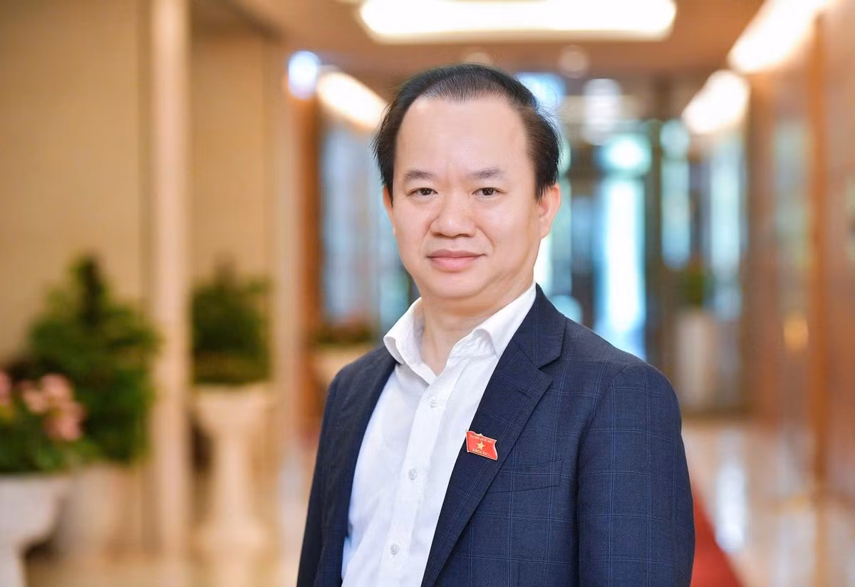 pgsts-bui-hoai-son.jpg