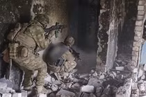 Ba cụm quân Nga phối hợp, chiến dịch Donetsk đang diễn ra quyết liệt