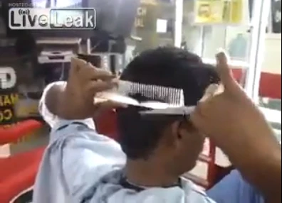 Thích thú với màn cắt tóc siêu đỉnh