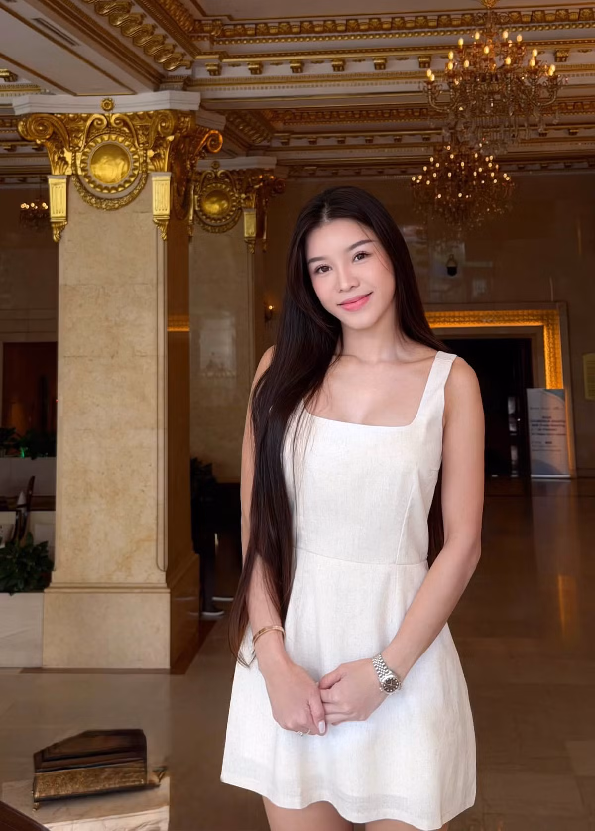 Lợi thế lớn của Yến Xuân đến từ nhiều năm duy trì thói quen tập luyện. Là một huấn luyện viên thể hình, cô hiểu rõ cách xây dựng lịch tập phù hợp để cơ thể săn chắc nhưng vẫn giữ được vẻ mềm mại, nữ tính. Ảnh: FB Bùi Thị Yến Xuân