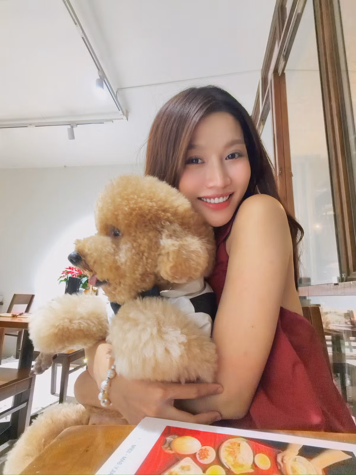 Vợ chồng Chế Nguyễn Quỳnh Châu và doanh nhân Phát Nguyễn đang đếm từng ngày đón thiên thần nhỏ chào đời.