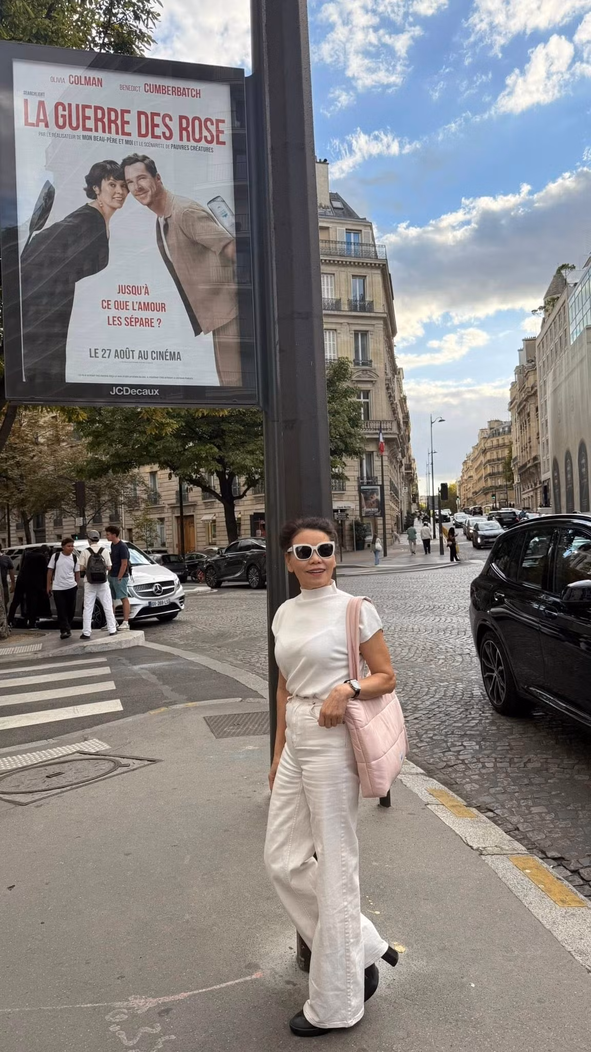 Trong chuyến du lịch tại Paris, bà Ngọc Hương – mẹ ruột của “nữ hoàng giải trí” Hồ Ngọc Hà đã chia sẻ loạt khoảnh khắc dạo phố trên trang cá nhân.