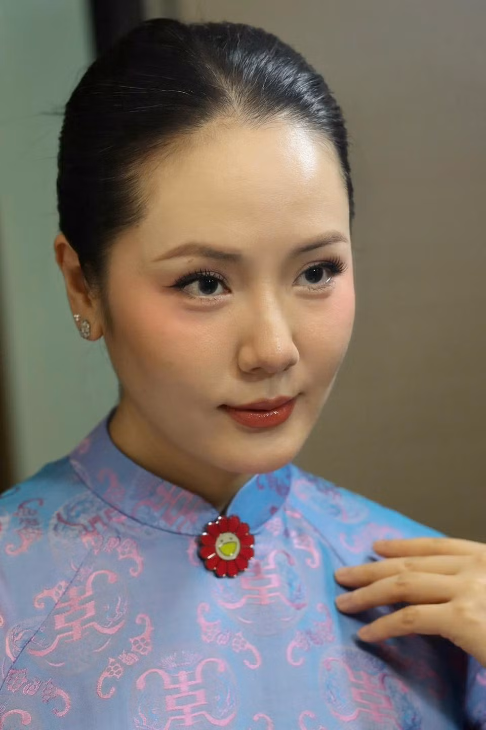Ca sĩ Phương Linh khoe cận gương mặt đẹp không tì vết. Ảnh: FB Tran Phuong Linh