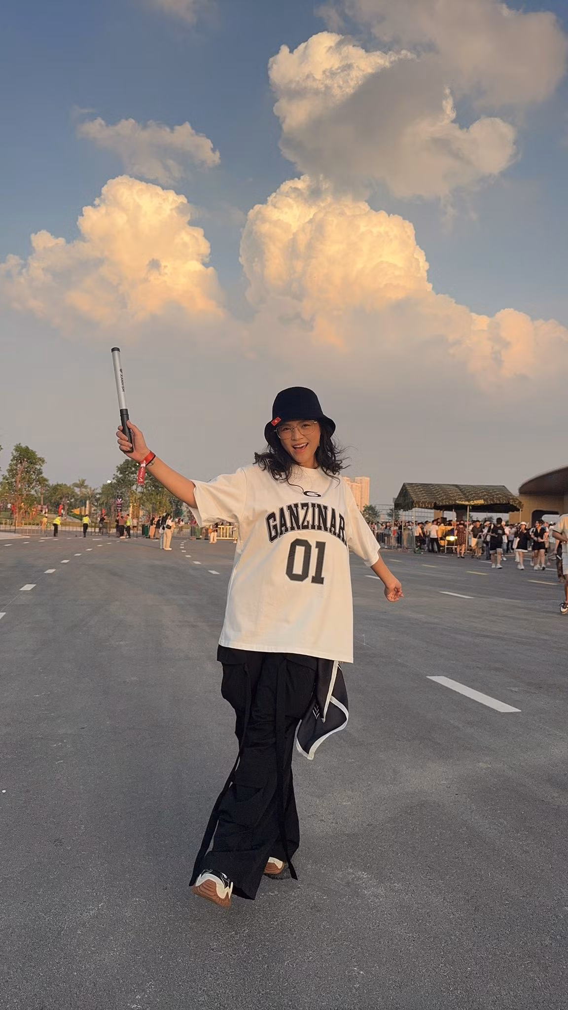 Diễn viên Thu Quỳnh trốn con đi "đu" Concert. Ảnh: FB Nguyễn Thu Quỳnh