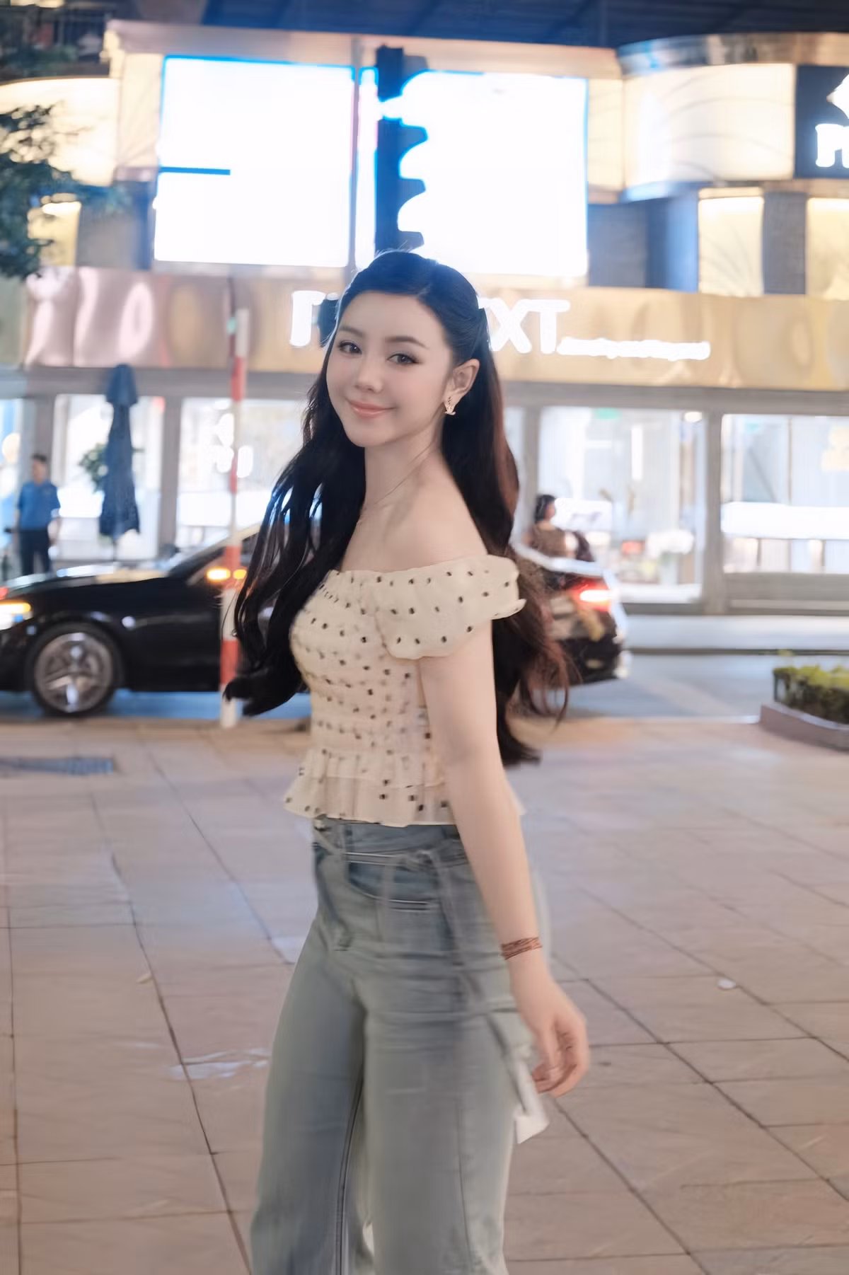 Sau nhiều năm hoạt động nghệ thuật, bên cạnh nhan sắc xinh đẹp, Quỳnh Kool còn khiến nhiều người ngưỡng mộ khi sở hữu khối tài sản "khủng" ở tuổi 31.