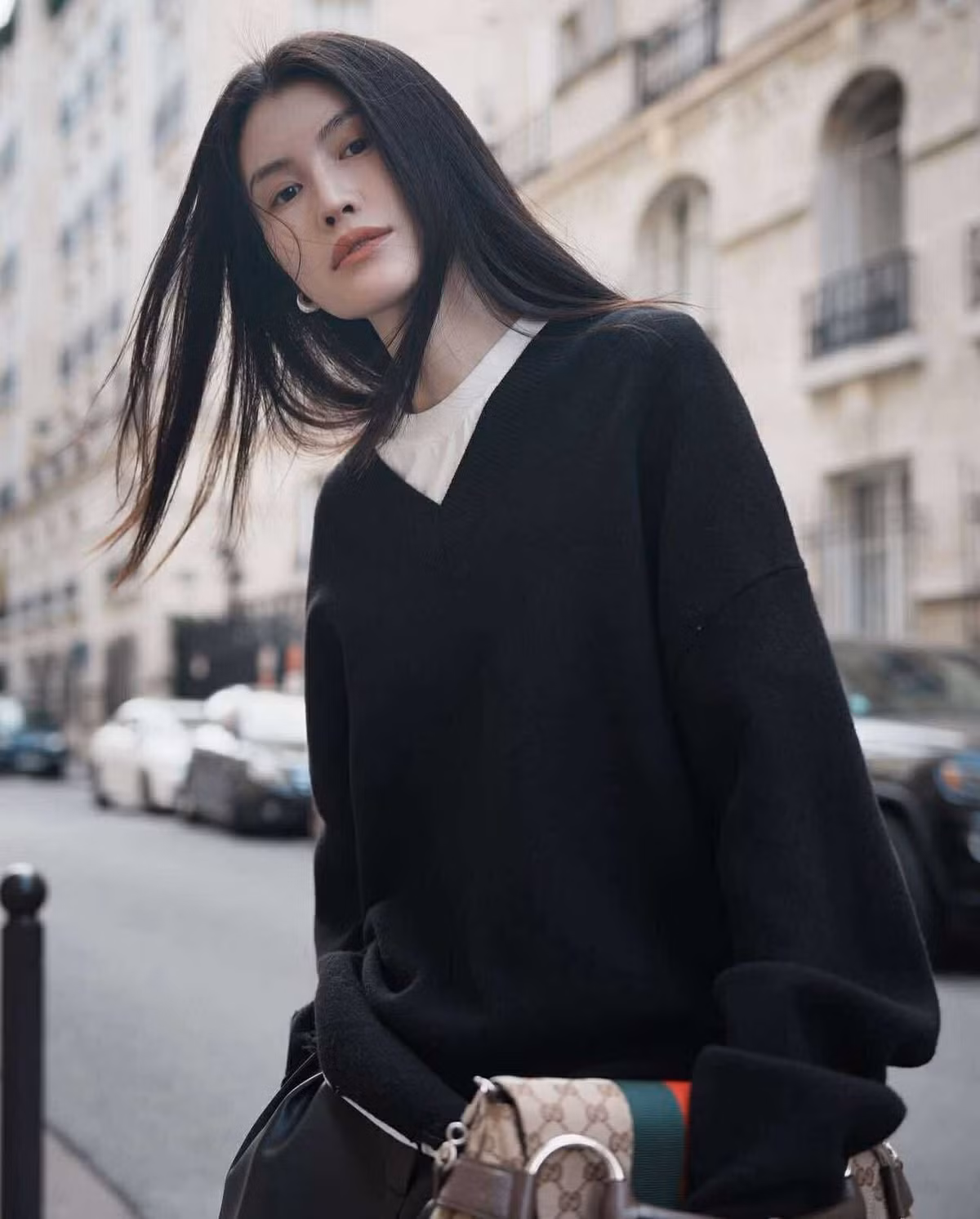 Sự kiện này bất ngờ đã kéo theo màn “đào lại” phong cách thời trang của Hà Tuệ trong nhiều năm qua.