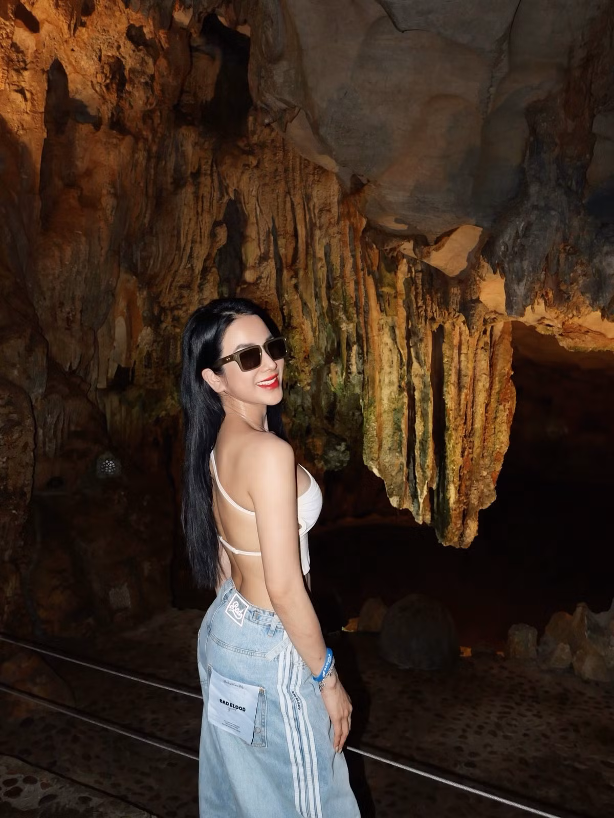 Làn da căng bóng, mịn màng, vóc dáng săn chắc chuẩn từng đường nét không chỉ là kết quả của việc chăm sóc bản thân kỹ lưỡng mà còn toát lên thần thái tự tin, mạnh mẽ của một người phụ nữ đã vượt qua sóng gió. Ảnh: FB Diệp Lâm Anh