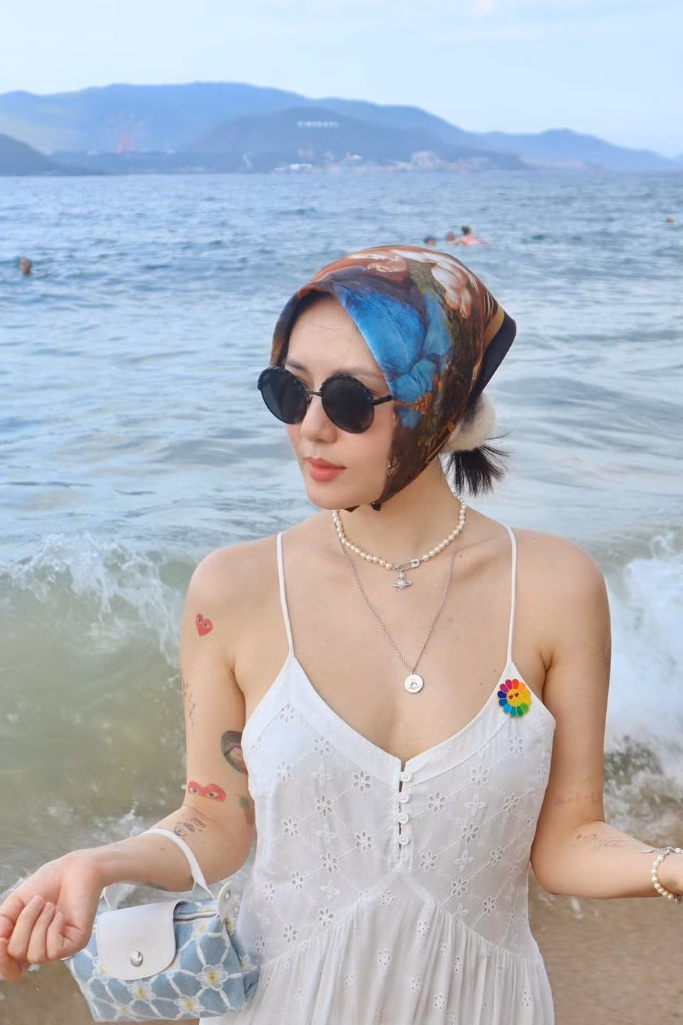 Ở tuổi 41, Phương Linh vẫn giữ được nét trẻ trung, nhẹ nhàng và gu thẩm mỹ tinh tế. Ảnh: FB Tran Phuong Linh