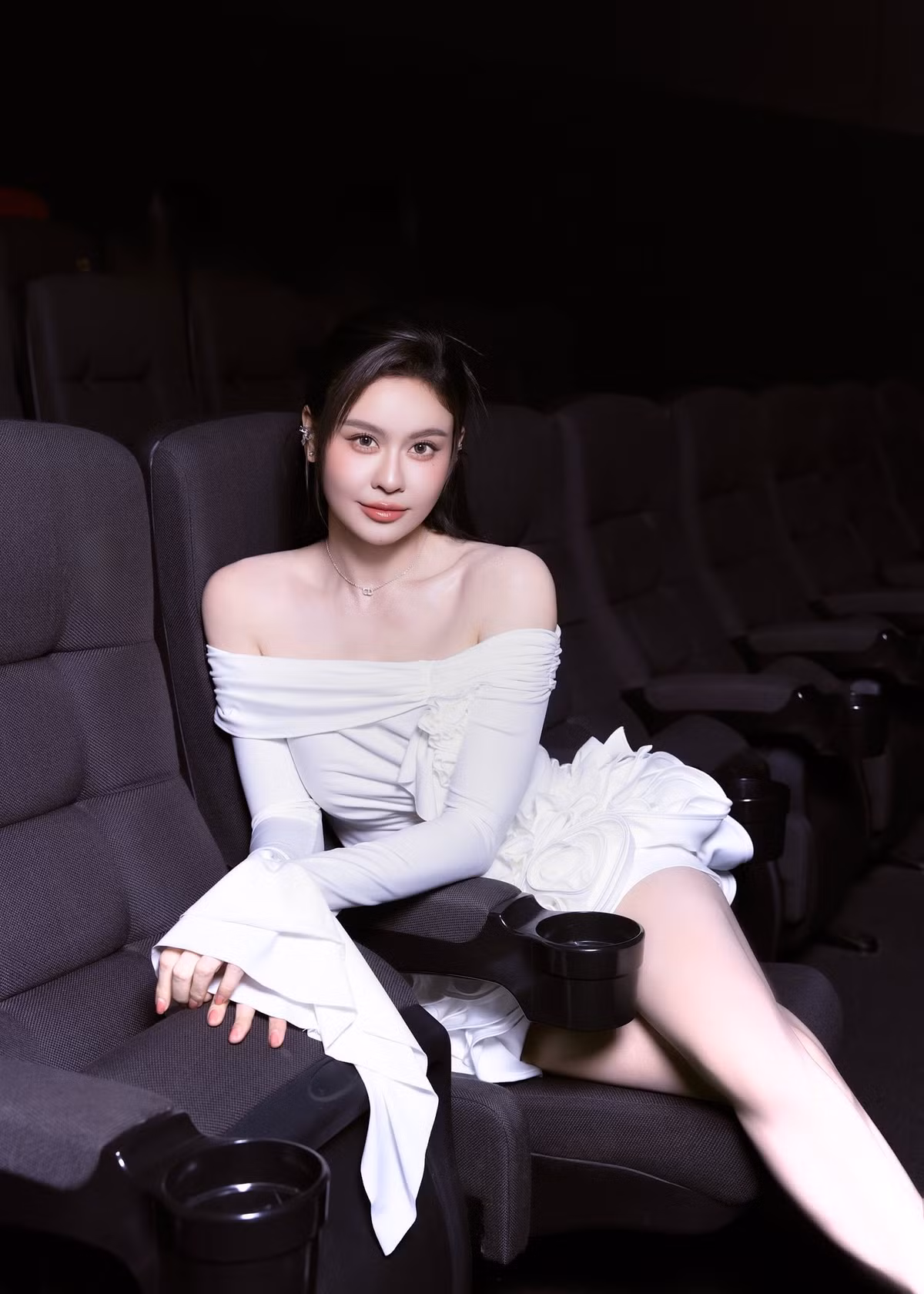 Trương Quỳnh Anh và Tim giữ được mối quan hệ văn minh sau chia tay. Dù không còn là vợ chồng, cả hai vẫn cùng nhau chăm sóc Sushi, tạo cho con môi trường phát triển tích cực và đầy yêu thương.