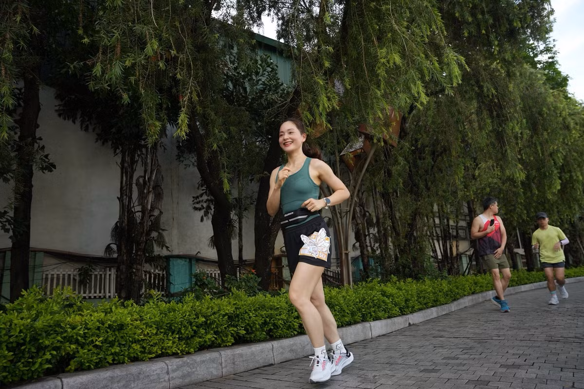 Diễn viên Lan Phương thử sức ở đường đua marathon. Ảnh: FB Lan Phuong Nguyen