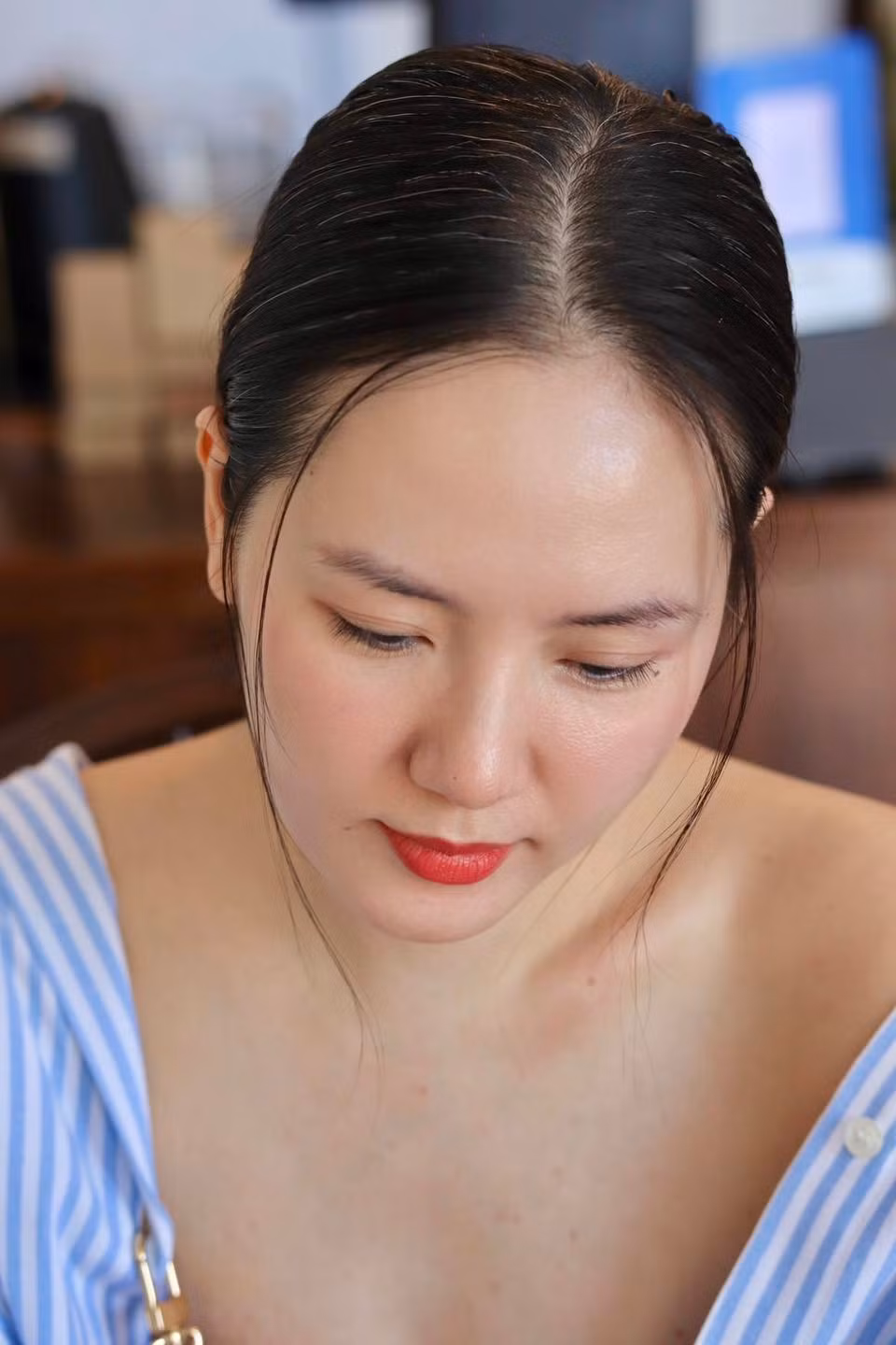 Cô vẫn giữ được diện mạo trẻ trung nhờ duy trì chế độ sinh hoạt điều độ, thường xuyên tập yoga, chơi golf và ăn uống khoa học. Ảnh: FB Tran Phuong Linh