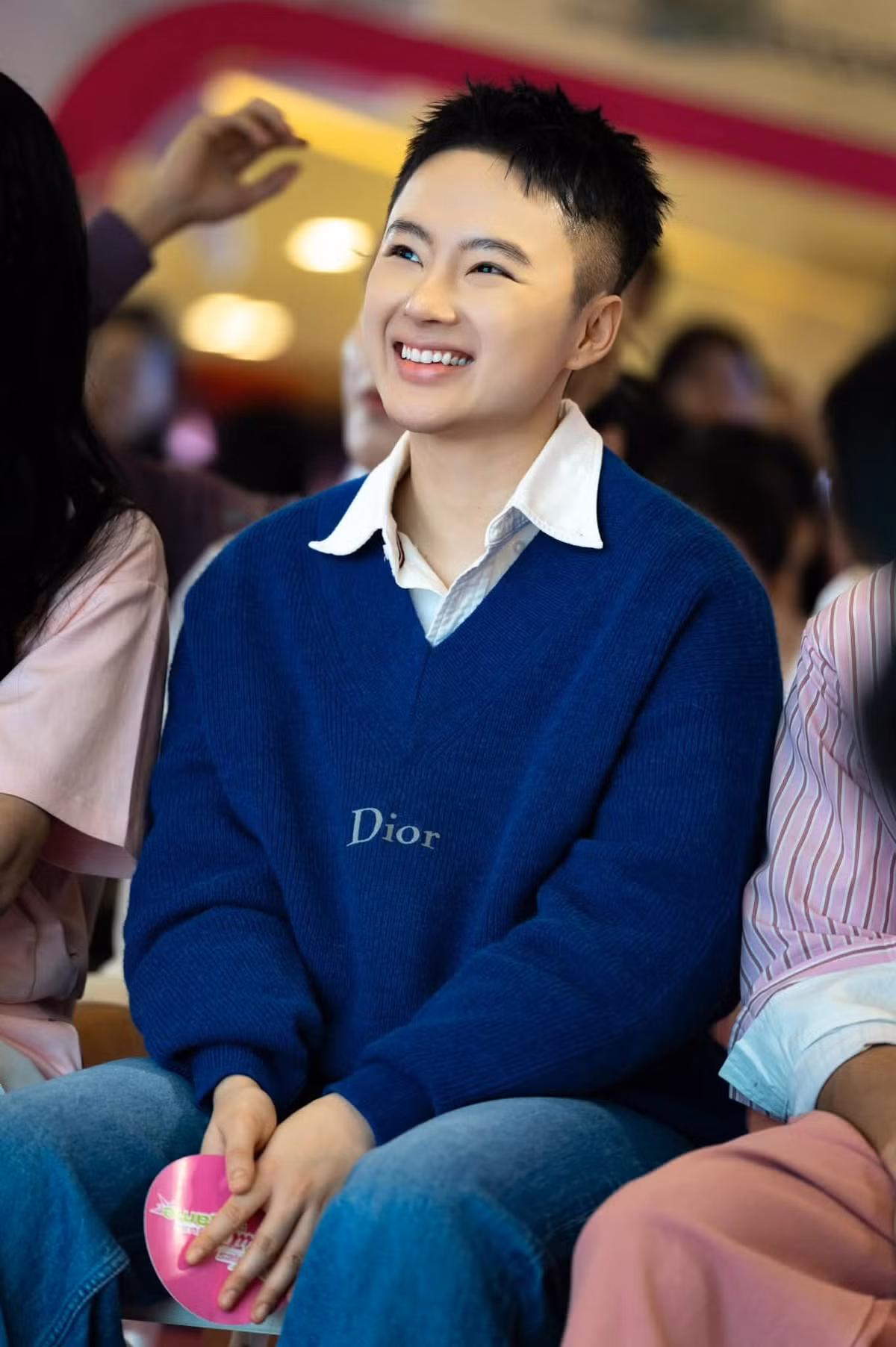 Thời gian gần đây, những hình ảnh hiện tại của Angela Phương Trinh được chia sẻ trên mạng xã hội và nhanh chóng thu hút sự chú ý. So với vẻ ngoài nữ tính, quyến rũ từng quen thuộc trong thời gian hoạt động showbiz, nữ diễn viên hiện mang đến hình ảnh khác biệt rõ rệt. Ảnh: Fb Angela Phương Trinh