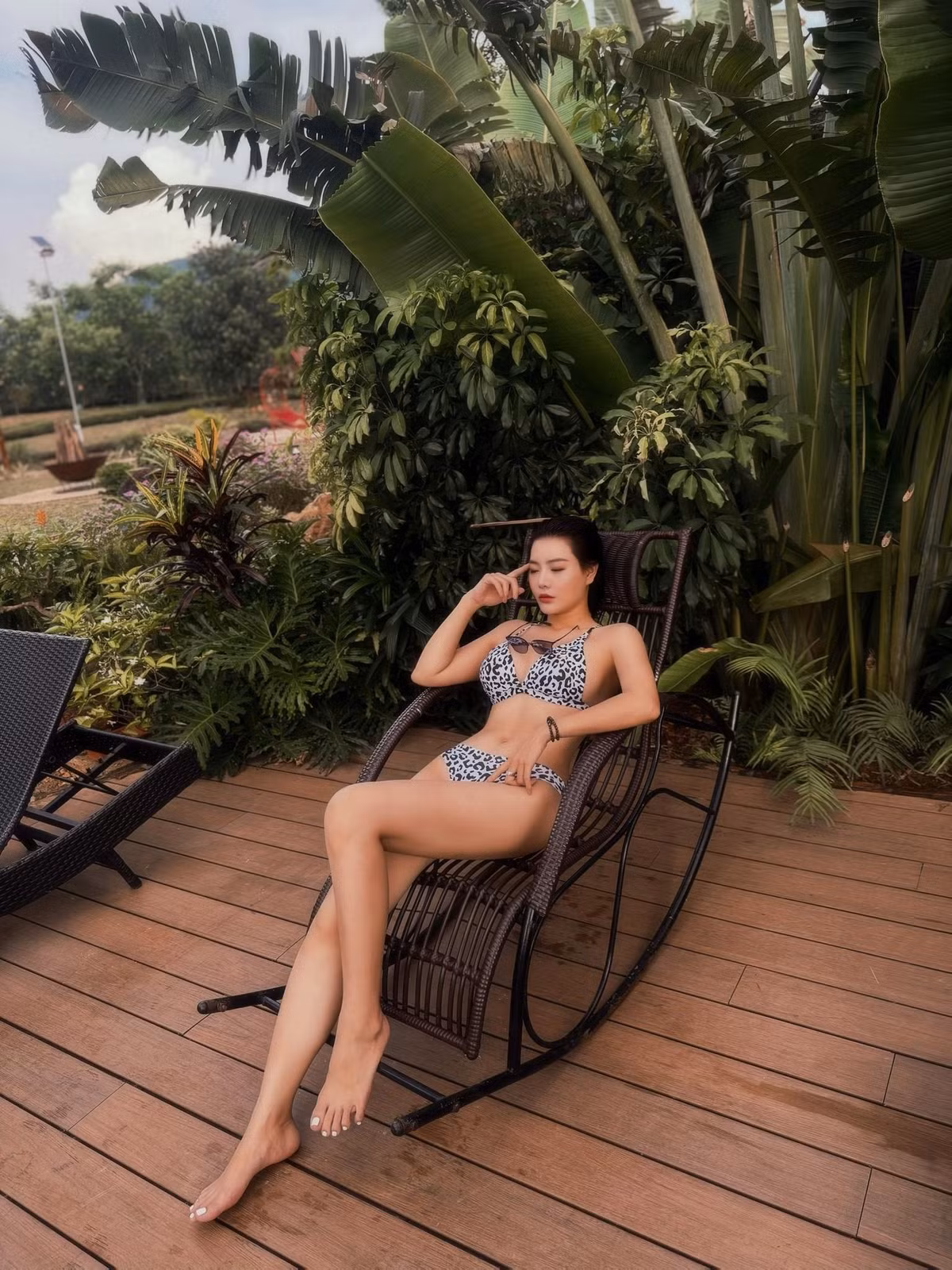 Diễn viên Thanh Hương khoe thân hình săn chắc khi diện đồ bơi. Ảnh: FB Nguyen Thanh Huong