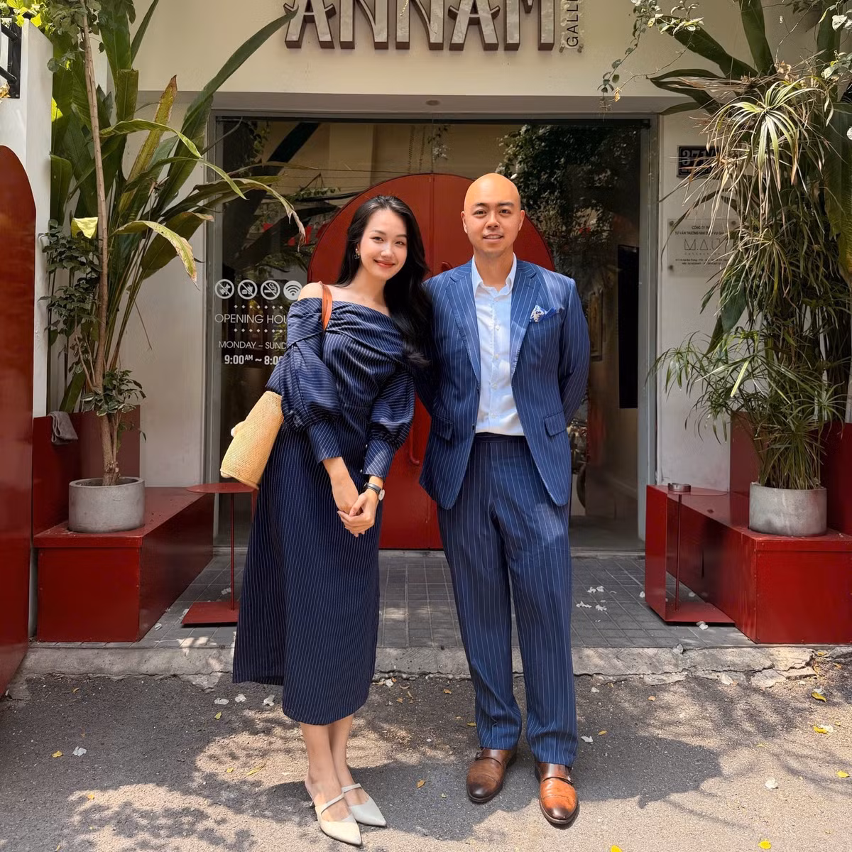 Những năm gần đây, Anh Thư tập trung nhiều hơn cho sáng tác và các triển lãm cá nhân. Cô từng tổ chức Em và EM 25, đồng thời theo đuổi nhiều dự án liên quan đến nghệ thuật và thời trang.