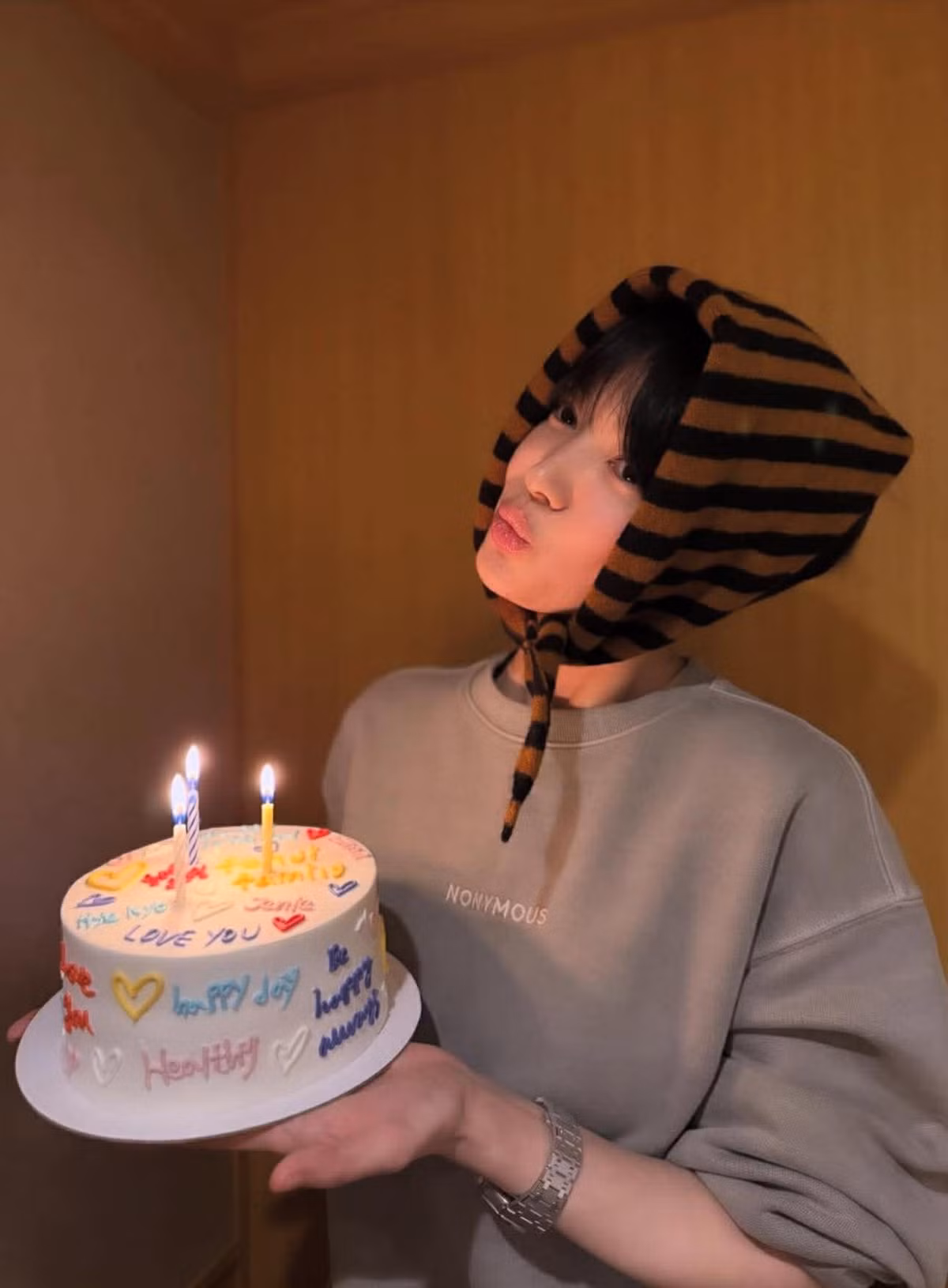 Ở tuổi 44, Song Hye Kyo thường xuyên chia sẻ cuộc sống cá nhân của mình lên mạng xã hội.