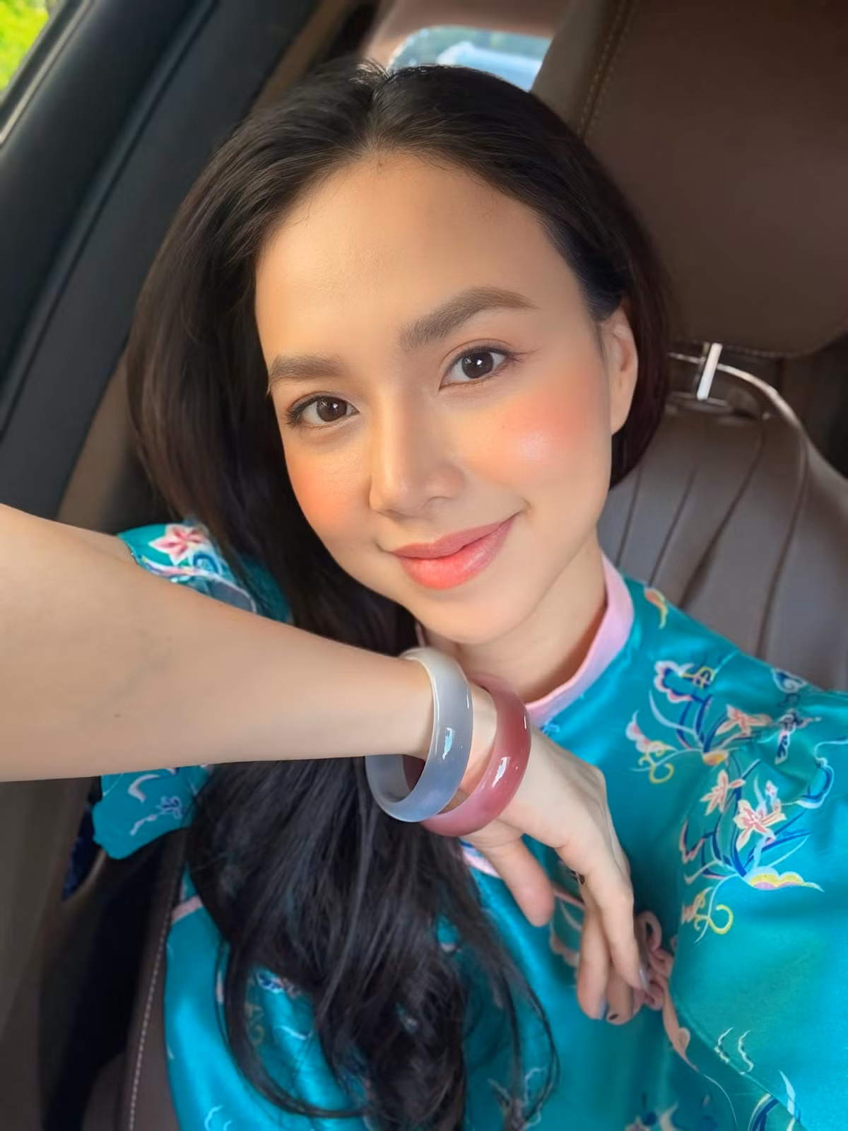 Đinh Ngọc Diệp là một trong những gương mặt nổi bật của showbiz Việt trong giai đoạn 2000-2010. Với vẻ đẹp thanh tú và học vấn ấn tượng, cô từng được mệnh danh là "ngọc nữ" của showbiz Việt. Ảnh: FB Dinh Ngoc Diep