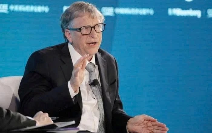 Bill Gates cảnh báo AI, chỉ 3 nghề khó bị thay thế
