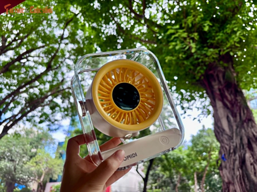 Quạt Bomidi DF03 gây sốt với 100 cấp độ gió siêu mạnh