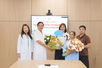 10 phút giành sự sống cho người phụ nữ vỡ tim sau nhồi máu