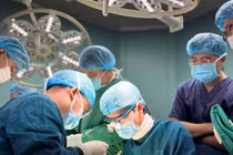 Phục hồi chức năng bàn tay cho người đàn ông mang dị tật thừa ngón tay 