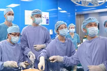 Đau bụng thoáng qua, người phụ nữ được phát hiện ung thư đại tràng 