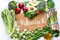 Sai lầm khi dùng thuốc chống đông kháng vitamin K có thể trả giá bằng đột quỵ