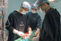 Không kiểm soát tốt đường huyết, cụ bà 83 tuổi hôn mê do hoại tử sau nhổ răng