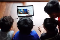 Xem video ngắn quá nhiều khiến trẻ khó kiểm soát cảm xúc