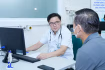 Ung thư phổi ngày càng trẻ hóa, chuyên gia khuyến cáo tầm soát sớm