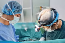 Người bệnh nguy kịch vì viêm cân mạc hoại tử, sốc nhiễm trùng từ vùng dẫn lưu