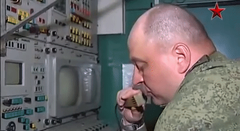 S-300 cũng sở hữu sức mạnh ngăn chặn cả chiến đấu cơ tàng hình.