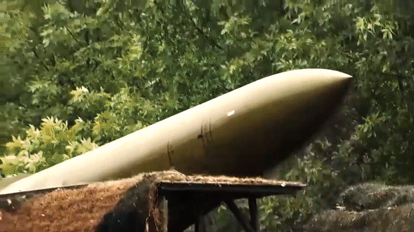 Trong bối cảnh xung đột đang diễn ra giữa Ukraine và Nga, Iskander-1000 có thể trở thành một công cụ quan trọng có thể xoay chuyển cục diện chiến trường.