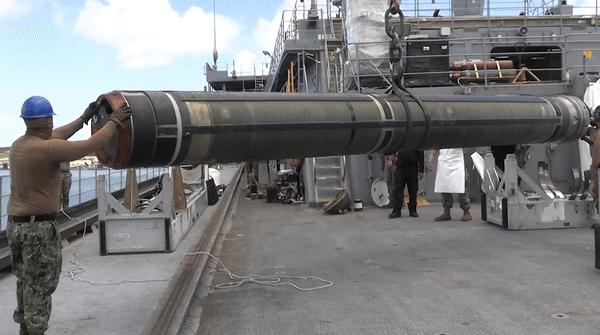 Bốn chiếc tàu thuộc nhóm 1 (SSBN-726— SSBN-729) được chuyển loại sang mang tên lửa hành trình BGM-109 Tomahawk.