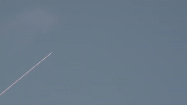 Không quân Israel cho biết hệ thống phòng thủ Arrow "đảm nhiệm vai trò chính" trong nỗ lực đánh chặn này.