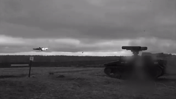 Trong số này phải kể đến dòng xe tăng M1A1 Abrams do Mỹ sản xuất và cả dòng "vua tăng" Merkava do Israel phát triển.